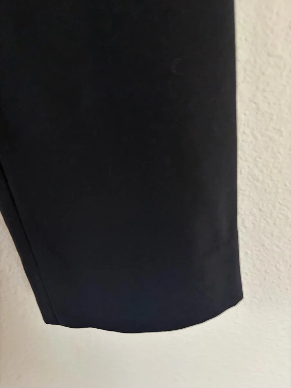 Banana Republic Women’s Black Ankle
Avery Cut Straight Pants Size 8 - Picture 9 of 16